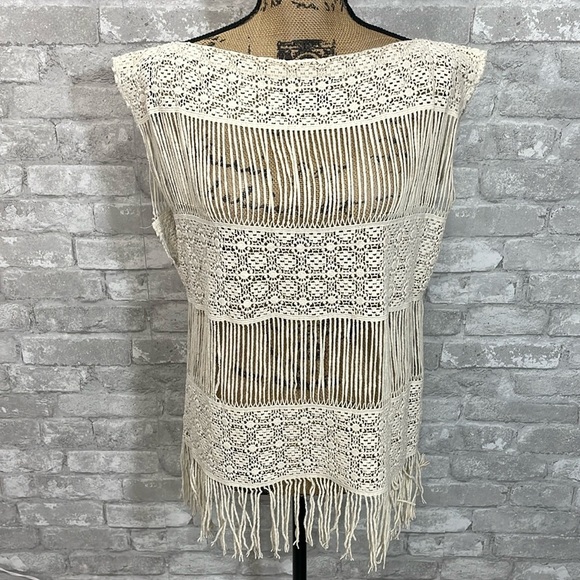 Callahan Cream Crochet Fringe Top - Picture 2 of 7
